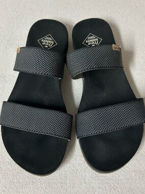 Freewaters Sandals Women's 8 Black Gray Straps Slip On Slides Supreem La Jolla